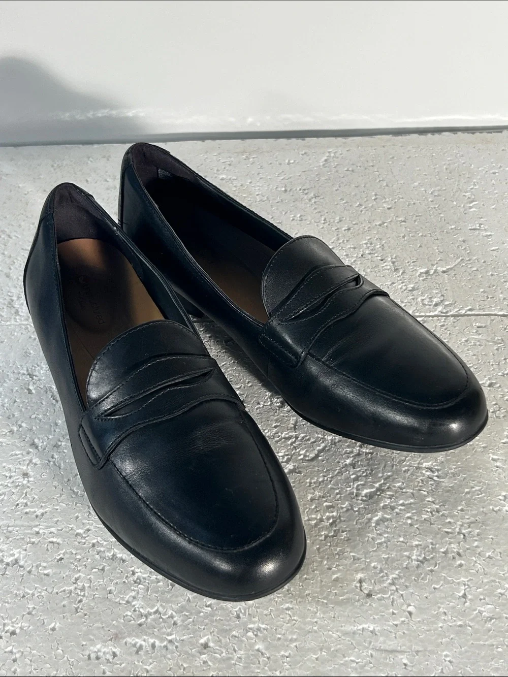 Unstructured By Clarks SZ9 Black Leather Penny Loafer Timeless Office Academia